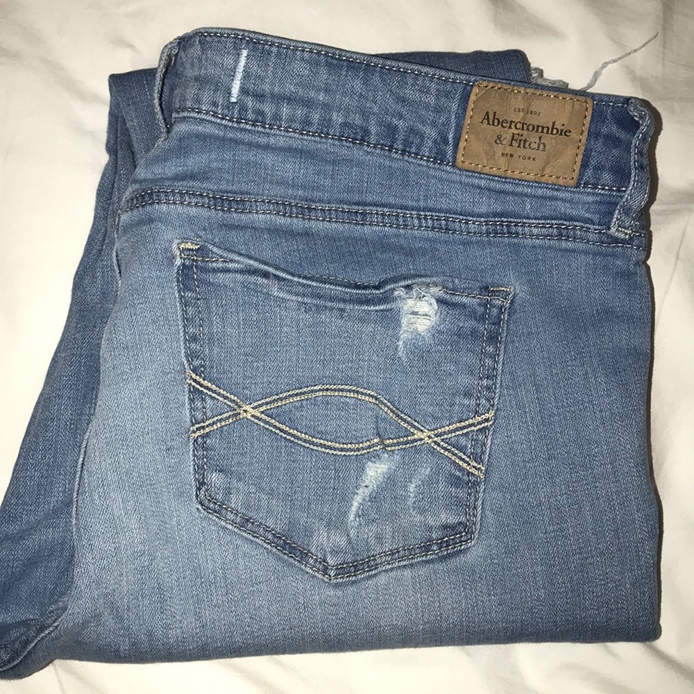 Women’s Abercrombie & Fitch jeans!